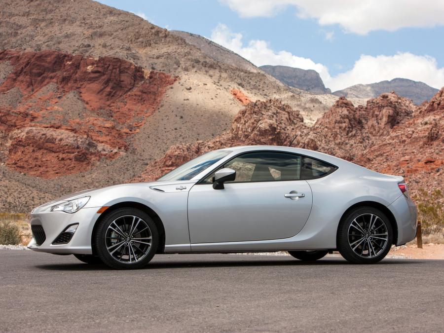  Scion FR-S 2012 года  (фото 13 из 16)